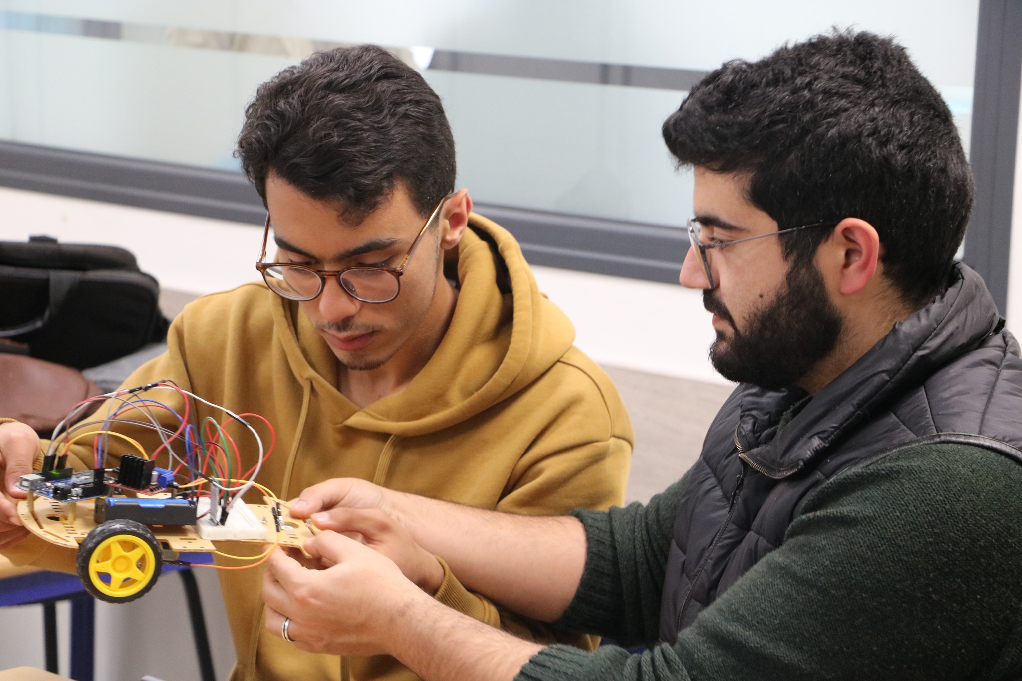 American Corners Amideast Tunisia